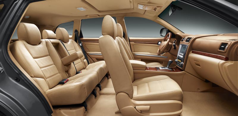 舒適的駕乘空間 視野無比開闊