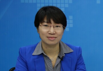 姜昧茗：產業園區的"明"與"暗"