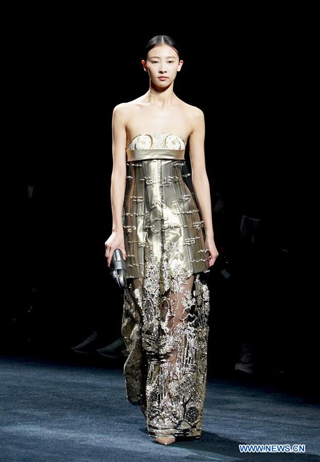 CHINA-BEIJING-FASHION WEEK (CN)