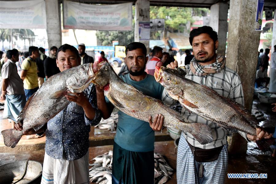 BANGLADESH-COX'S-BAZAR-FISH-LANDING STATION