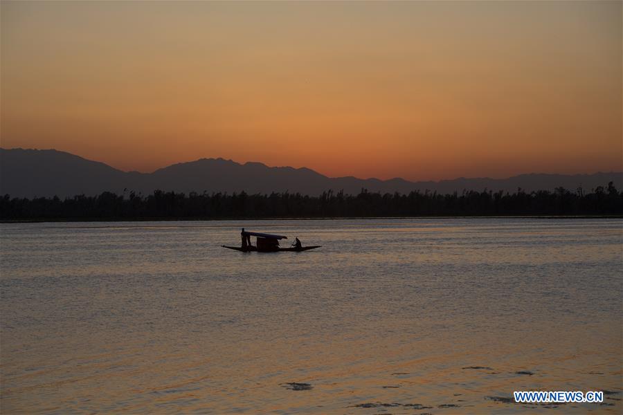 KASHMIR-SRINAGAR-SUNSET