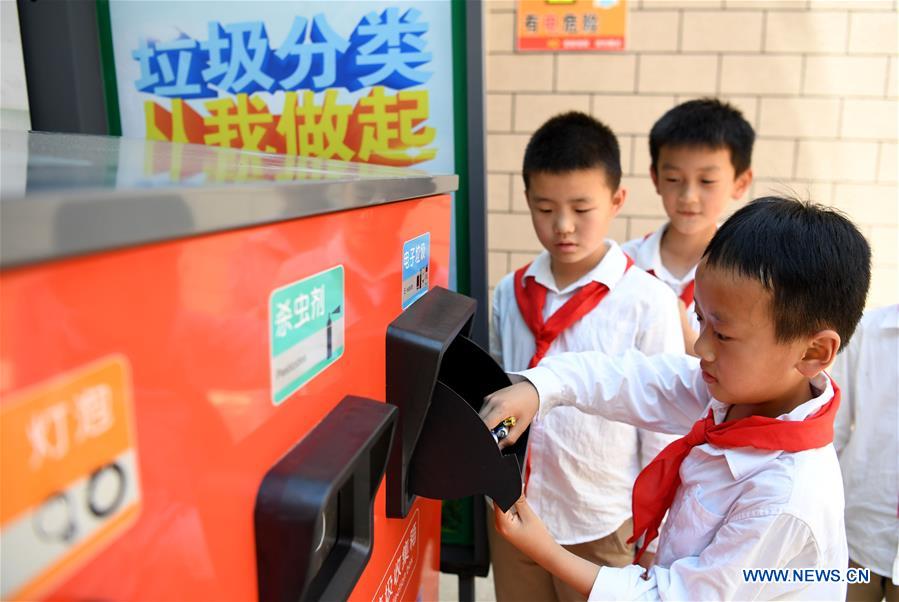 CHINA-ANHUI-HEFEI-SCHOOL-GARBAGE SORTING-EDUCATION (CN)