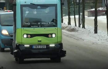 Is Stockholm&rsquo;s self-driving bus the future of public transportation?