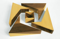 通過創新模式重建機構與行業