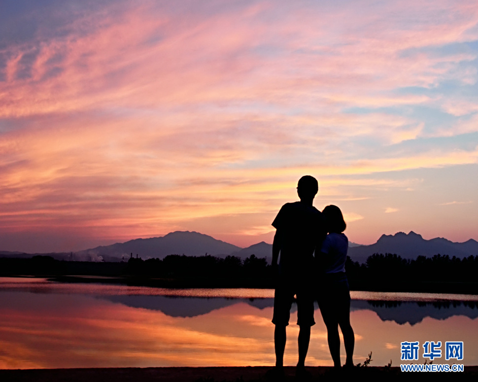 《夕陽下我們的愛》