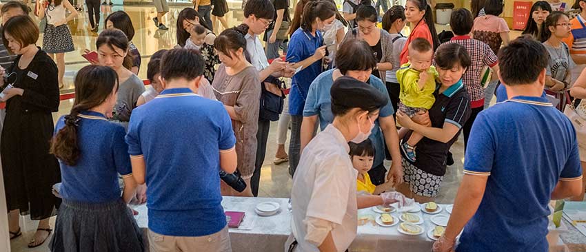 新華房產泛社區大型公益活動