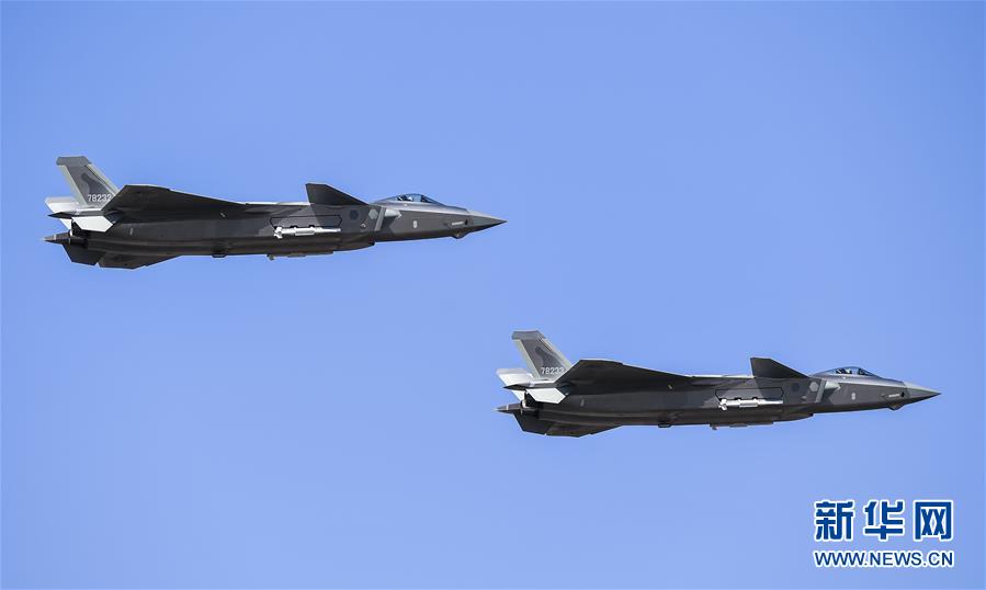 （軍事）（1）殲-20、運-20首次在東北地區進行飛行展示