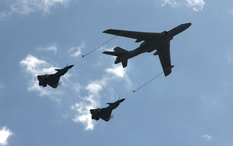 周朝榮作品:翱翔·藍(lán)天