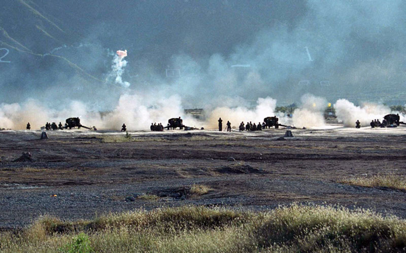 周朝榮作品:礪劍尖兵