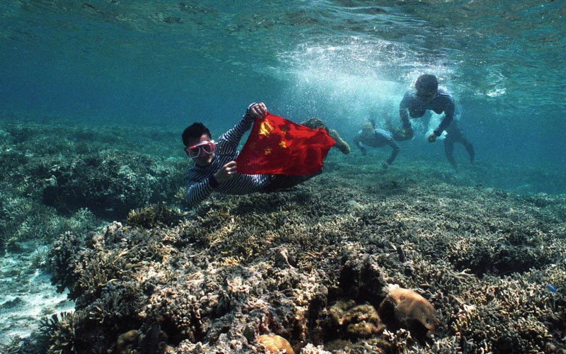 周朝榮作品:南沙·水兵