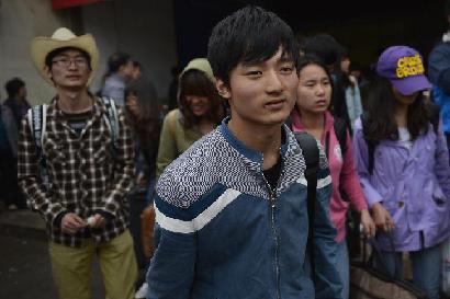 260名&ldquo;4&middot;20&rdquo;蘆山地震災區受困人員返回咸陽