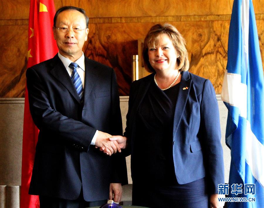 (XHDW)杜青林率中共代表團(tuán)訪問英國(guó)