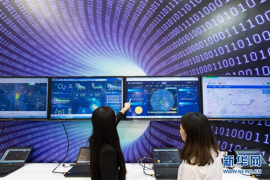 （新華全媒頭條&middot;圖文互動）（10）開啟新征程　譜寫新史詩&mdash;&mdash;以習(xí)近平同志為核心的黨中央引領(lǐng)中國特色社會主義進(jìn)入新時(shí)代