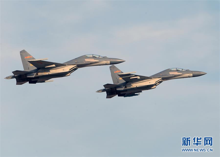 （新華全媒頭條&middot;圖文互動）（8）備戰(zhàn)踏上新起點，練兵展現(xiàn)新氣象&mdash;&mdash;2018中國軍隊新年開訓(xùn)全景大掃描