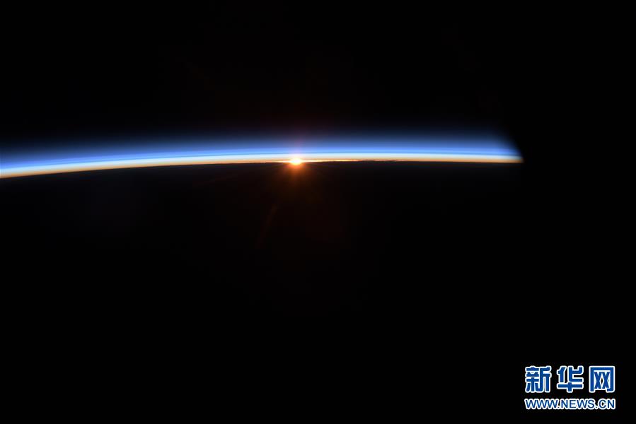 (圖文互動)(2)為國出征叩蒼穹——記英雄的中國航天員群體