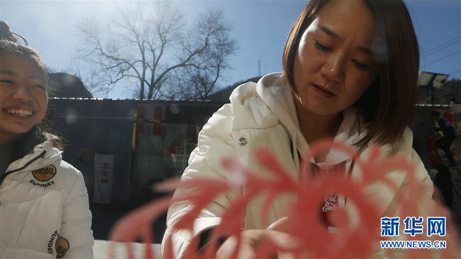 （新華全媒頭條）（5）天南地北歡樂(lè)&ldquo;中國(guó)年&rdquo;&mdash;&mdash;新華社記者除夕走筆