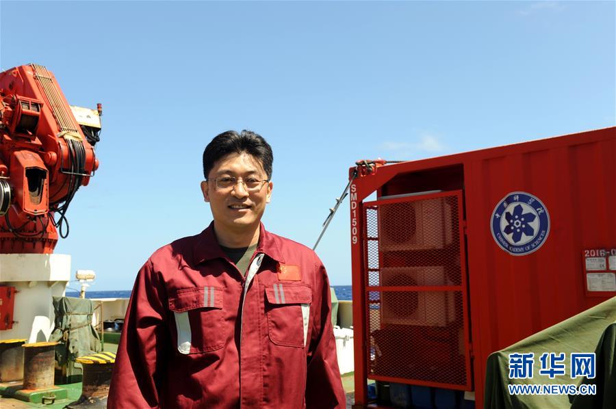 （圖文互動(dòng)）（2）專訪：海山如此多嬌，然而我們研究太少！&mdash;&mdash;訪&ldquo;科學(xué)&rdquo;號(hào)麥哲倫海山科考航次首席科學(xué)家徐奎棟