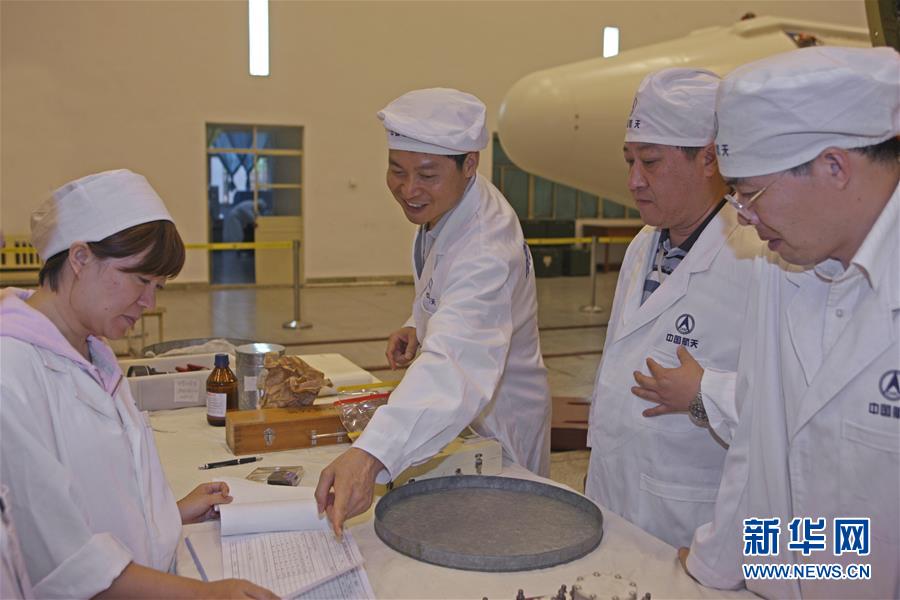 （建黨97周年&middot;圖文互動）（3）&ldquo;金牌火箭&rdquo;背后的&ldquo;金牌火箭人&rdquo;&mdash;&mdash;記長征三號甲系列運載火箭研發團隊 