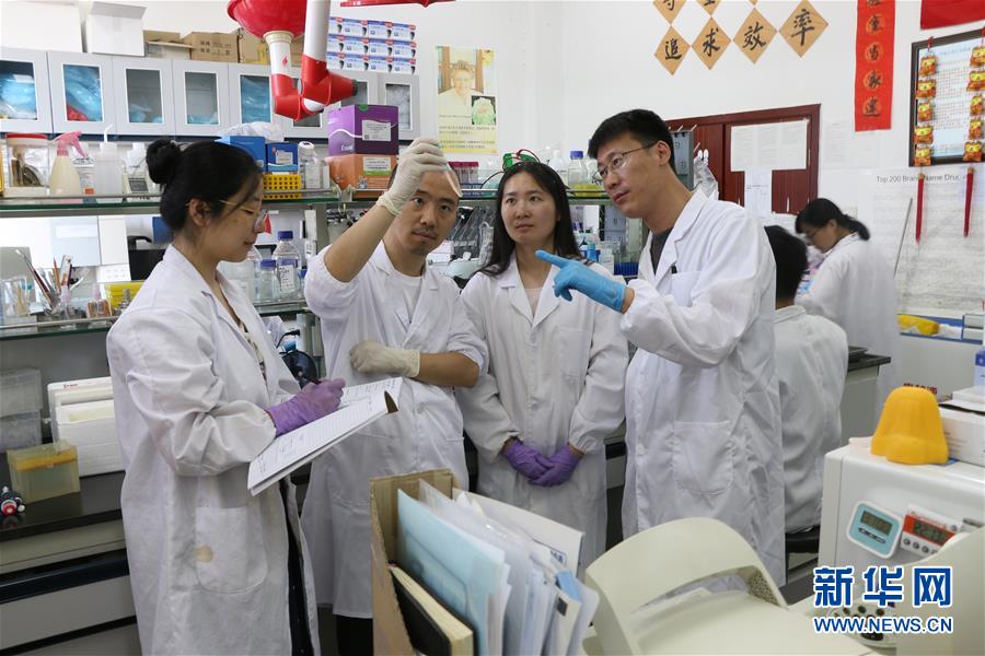 （新華全媒頭條&middot;圖文互動(dòng)）（2）抗癌藥，不只是降價(jià)這一件事&mdash;&mdash;一粒藥的困境如何破解？