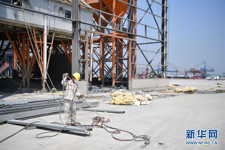 （大江奔流&mdash;&mdash;來自長江經濟帶的報道&middot;新華全媒頭條&middot;圖文互動）（8）打造經濟高質量發展的強勁引擎&mdash;&mdash;深入推動長江經濟帶發展述評