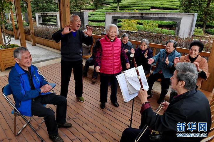 （新華全媒頭條&middot;&ldquo;改革開放40年&rdquo;變遷走筆&middot;圖文互動）（13）活力的迸發&mdash;&mdash;改革開放40年變遷系列述評社會篇