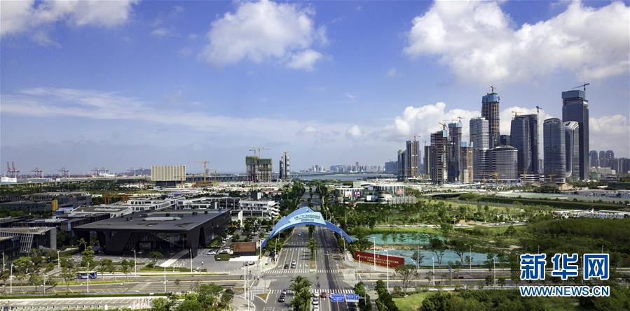 （新華全媒頭條&middot;圖文互動）（1）高舉新時代改革開放旗幟&mdash;&mdash;以習近平同志為核心的黨中央引領改革開放紀實