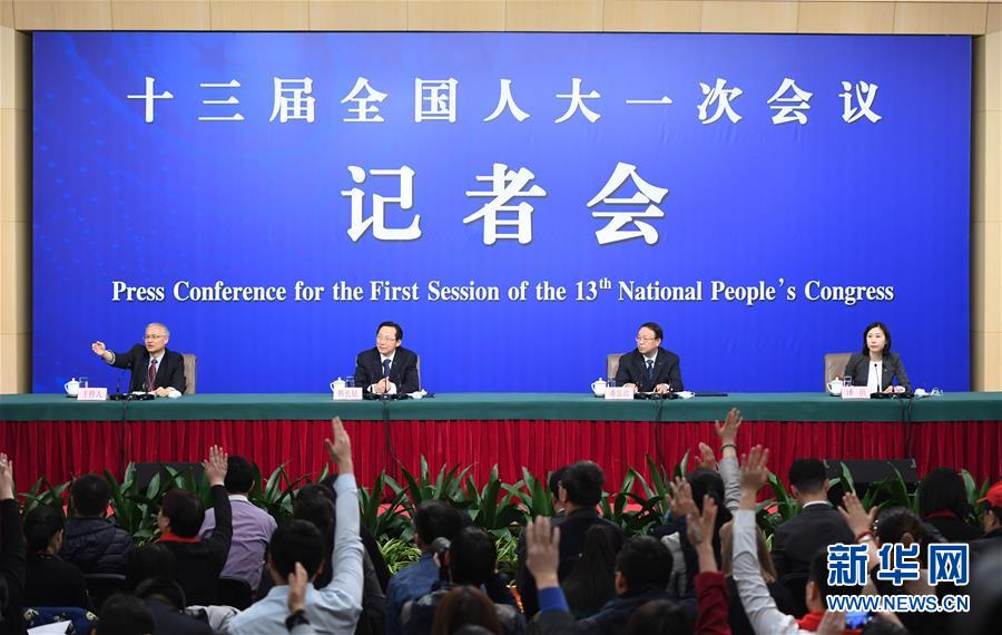 （兩會）（3）農業部部長韓長賦等就&ldquo;實施鄉村振興戰略 推動農業轉型升級&rdquo;答記者問