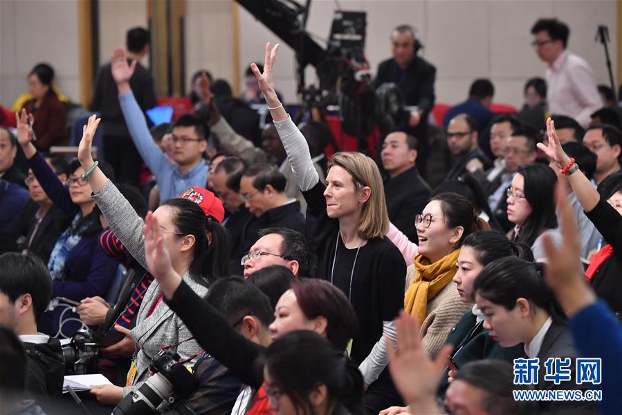 （兩會）（4）農業部部長韓長賦等就&ldquo;實施鄉村振興戰略 推動農業轉型升級&rdquo;答記者問