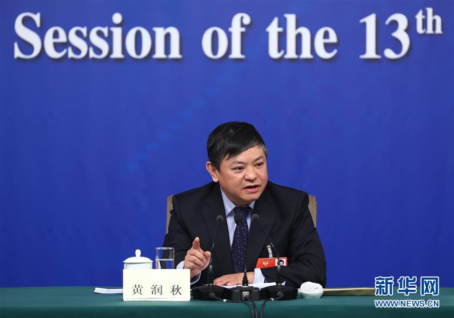 （兩會&middot;XHDW）（6）政協(xié)委員談提高保障和改善民生水平