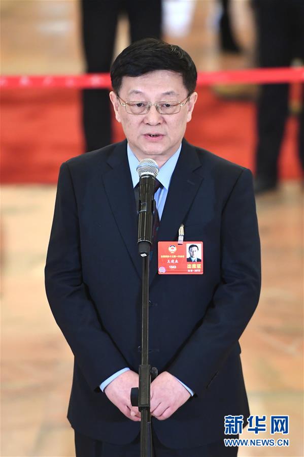 （兩會&middot;XHDW）（13）全國政協委員接受采訪