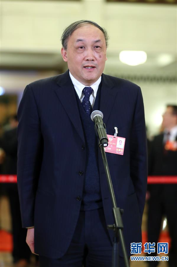 （兩會&middot;XHDW）（10）全國政協委員接受采訪