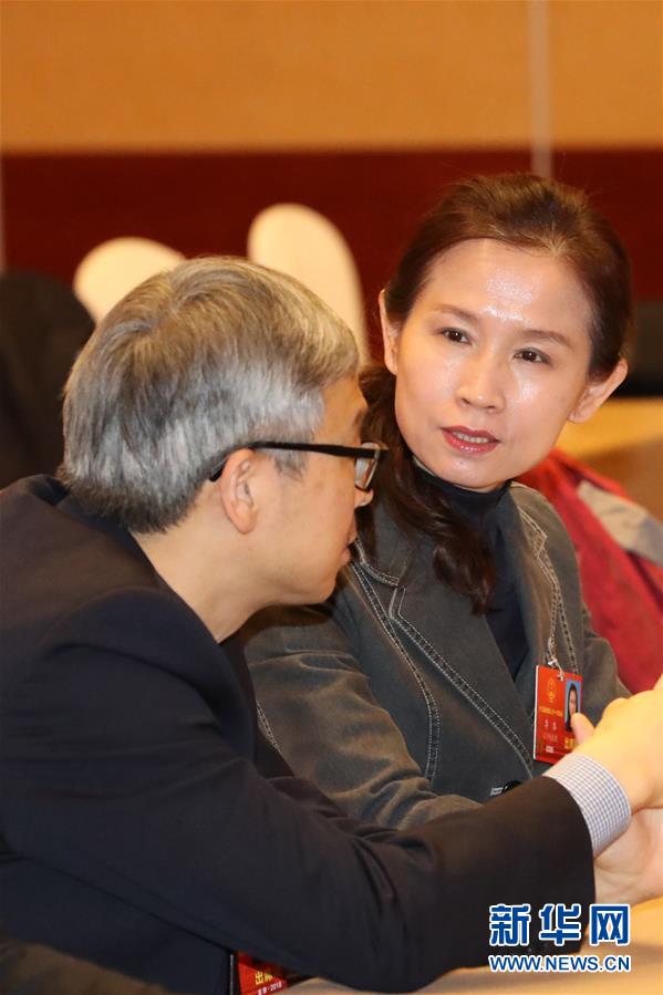 (兩會·基層代表履職故事)(2)全國人大代表李潞:承載生命囑托 堅守醫生職責