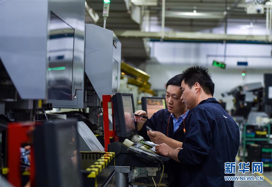 (兩會·基層代表履職故事)(5)全國人大代表楊飛飛:讓農民工有更好的職業上升通道