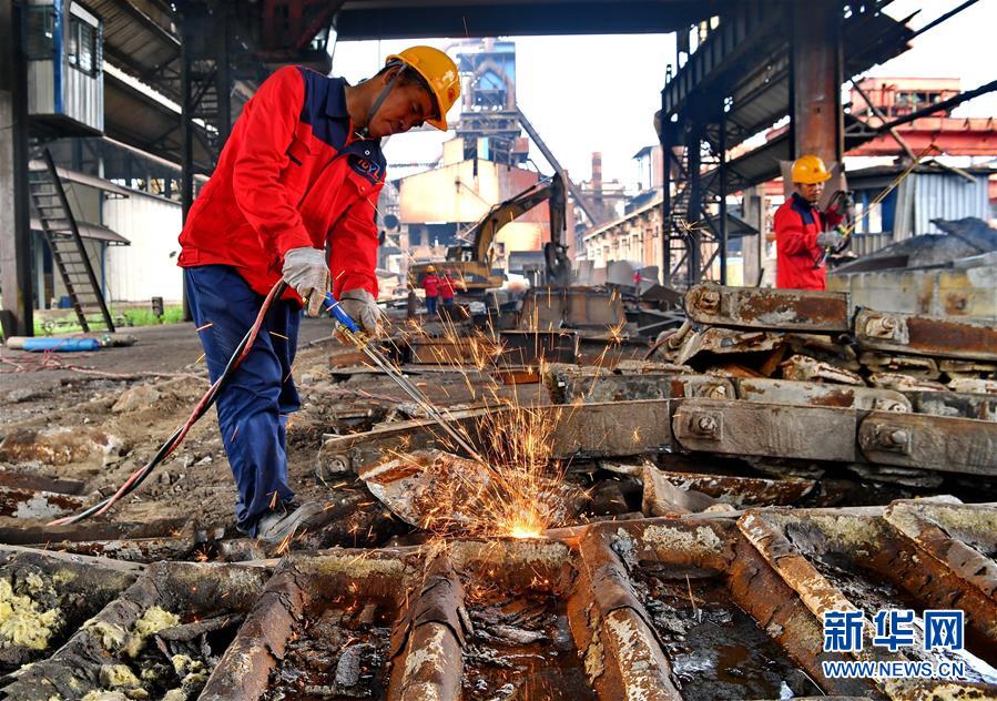 (新華全媒頭條·迎接兩會·經(jīng)濟(jì)特稿·圖文互動)(2)堅定信心 搶抓機(jī)遇勇爭先——迎接全國兩會中國經(jīng)濟(jì)系列述評之一