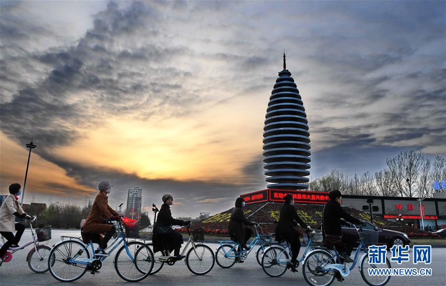 (新華全媒頭條·京津冀協同發展五周年·圖文互動)(4)開辟高質量發展的光明前景——以習近平同志為核心的黨中央謀劃推動京津冀協同發展五周年紀實