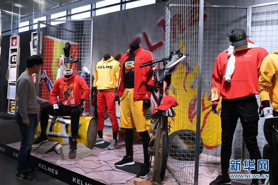 （在習近平新時代中國特色社會主義思想指引下&mdash;&mdash;新時代新作為新篇章&middot;圖文互動）（5）國際范兒&middot;科技范兒&middot;綠色范兒&mdash;&mdash;傳統制造業嶄露&ldquo;新面孔&rdquo;