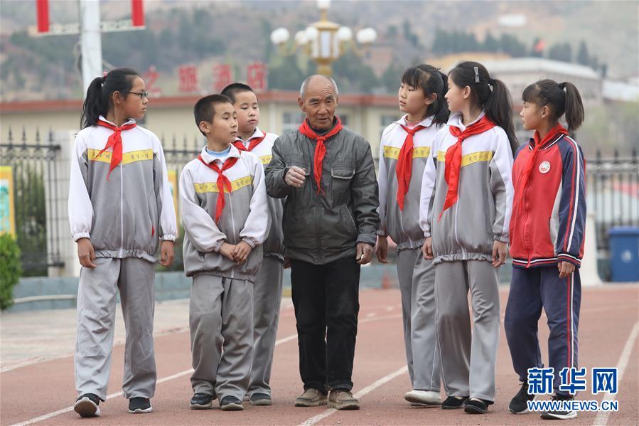 (壯麗70年·奮斗新時代·圖文互動)(1)西柏坡:70年,三代人的精神傳承