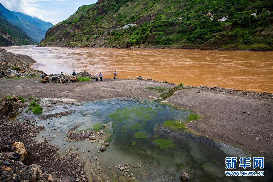 (壯麗70年·奮斗新時(shí)代——記者再走長(zhǎng)征路·圖文互動(dòng))(1)七天七夜,驚心動(dòng)魄——皎平渡口永不消失的紅色記憶