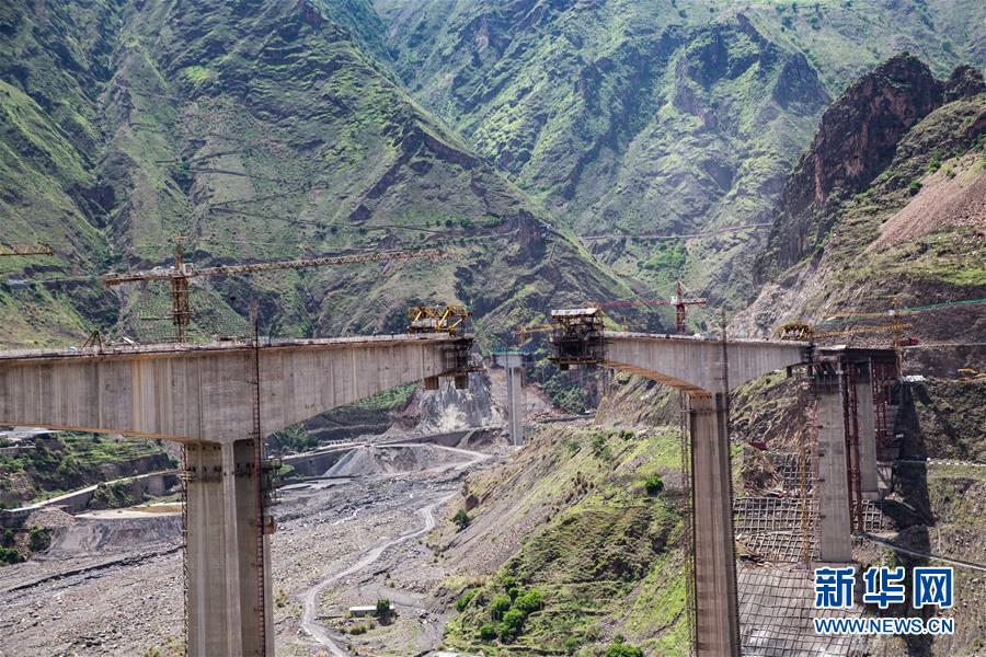 (壯麗70年·奮斗新時(shí)代——記者再走長(zhǎng)征路·圖文互動(dòng))(7)七天七夜,驚心動(dòng)魄——皎平渡口永不消失的紅色記憶