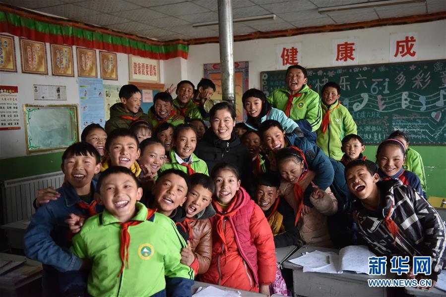 (不忘初心、牢記使命·圖文互動)(3)青春之花綻放五千米云端——記扎根海拔最高縣小學(xué)教師夫妻杜安東、曹曉花