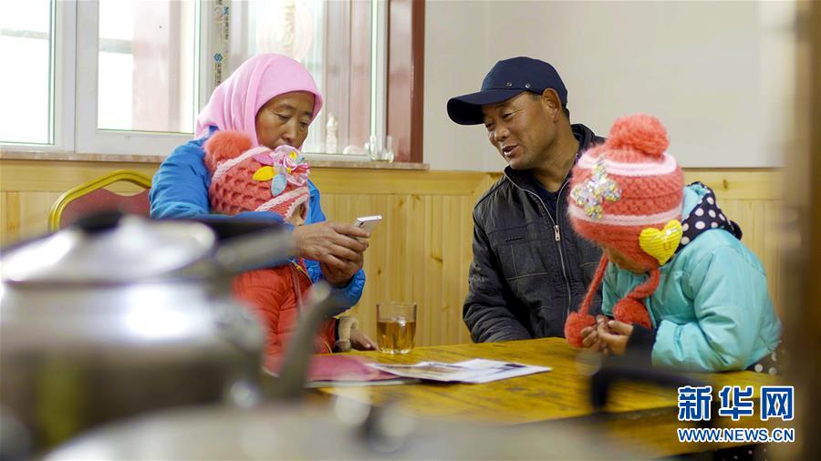 (習(xí)近平的民生關(guān)切事·圖文互動(dòng))(2)為了夢圓安居,創(chuàng)造幸福生活——習(xí)近平總書記牽掛的民生事之“住有所居”篇