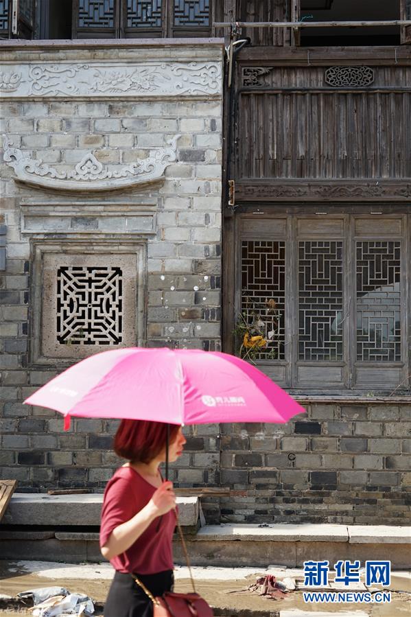 （關注&ldquo;利奇馬&rdquo;&middot;圖文互動）（1）古城洪災 八方馳援&mdash;&mdash;洪水災害下的浙江臨?，F場目擊