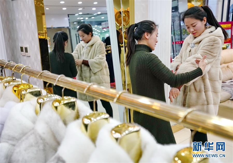 （壯麗70年&middot;奮斗新時(shí)代&mdash;&mdash;共和國發(fā)展成就巡禮&middot;圖文互動(dòng)）（1）人民至上的生動(dòng)實(shí)踐&mdash;&mdash;共和國民生發(fā)展成就巡禮