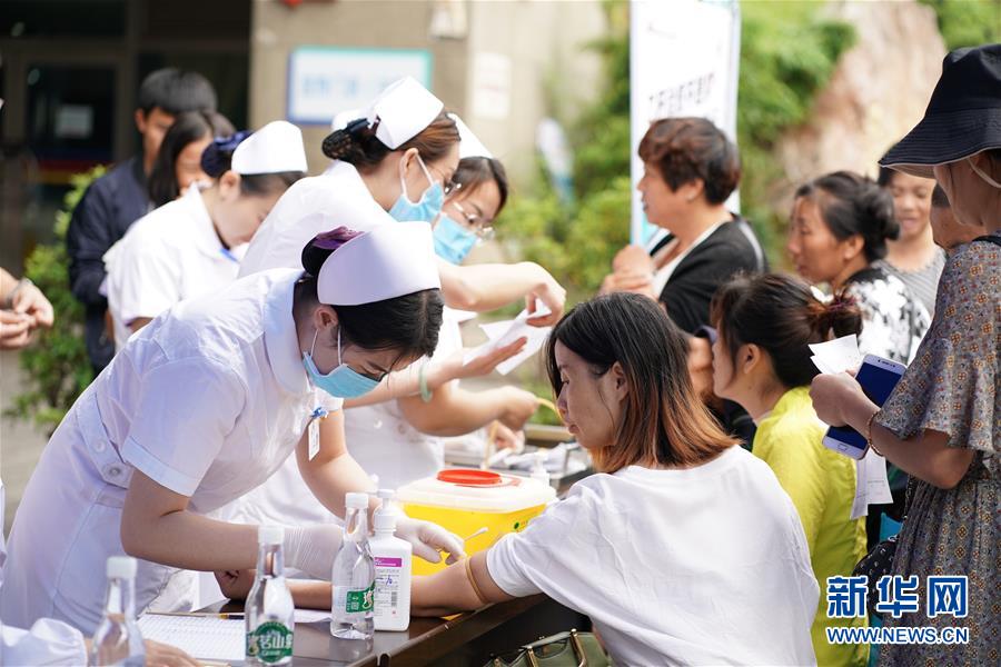 （壯麗70年&middot;奮斗新時(shí)代&mdash;&mdash;共和國發(fā)展成就巡禮&middot;圖文互動(dòng)）（10）人民至上的生動(dòng)實(shí)踐&mdash;&mdash;共和國民生發(fā)展成就巡禮