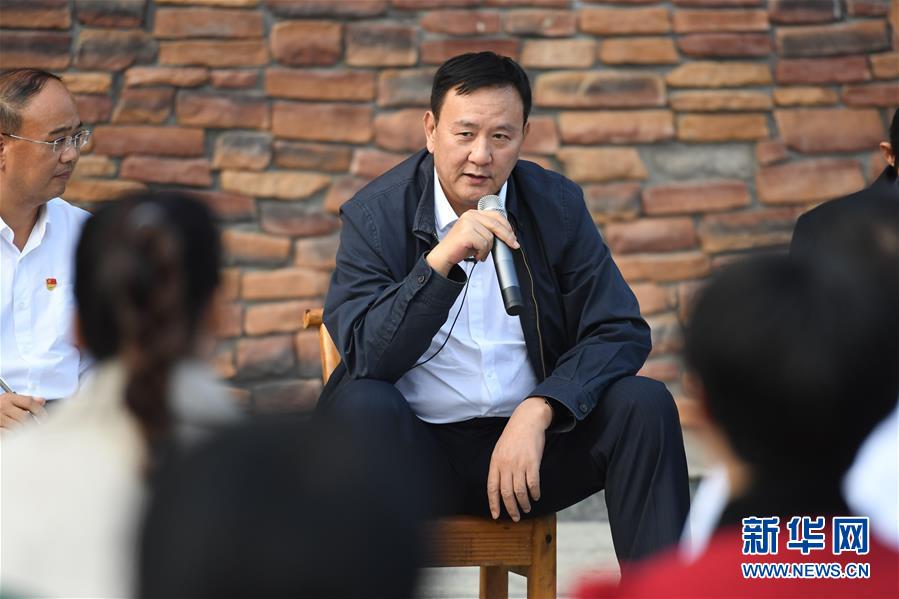 （四中全會精神在基層&middot;圖文互動）（2）學習貫徹黨的十九屆四中全會精神中央宣講團在湖南宣講