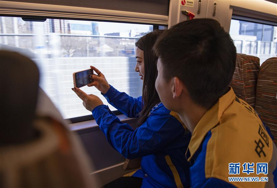 （新華全媒頭條&middot;圖文互動(dòng)）（14）百年跨越，逐夢(mèng)京張&mdash;&mdash;寫在京張高鐵開(kāi)通暨中國(guó)高鐵突破3.5萬(wàn)公里之際