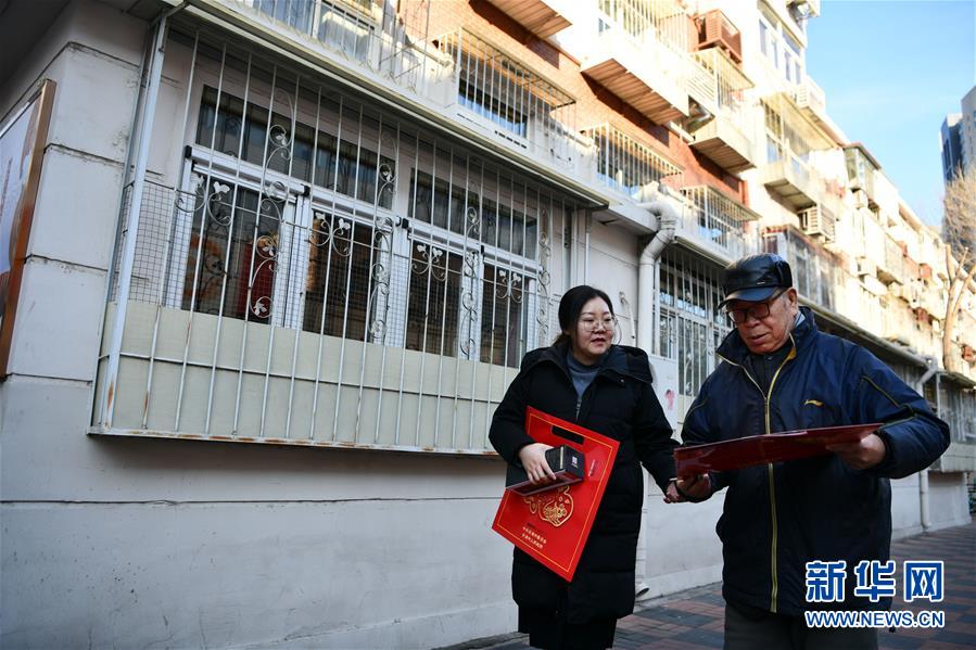 （新春走基層&middot;圖文互動(dòng)）（4）向群眾匯報(bào)&mdash;&mdash;一份當(dāng)面提交的&ldquo;年度答卷&rdquo;