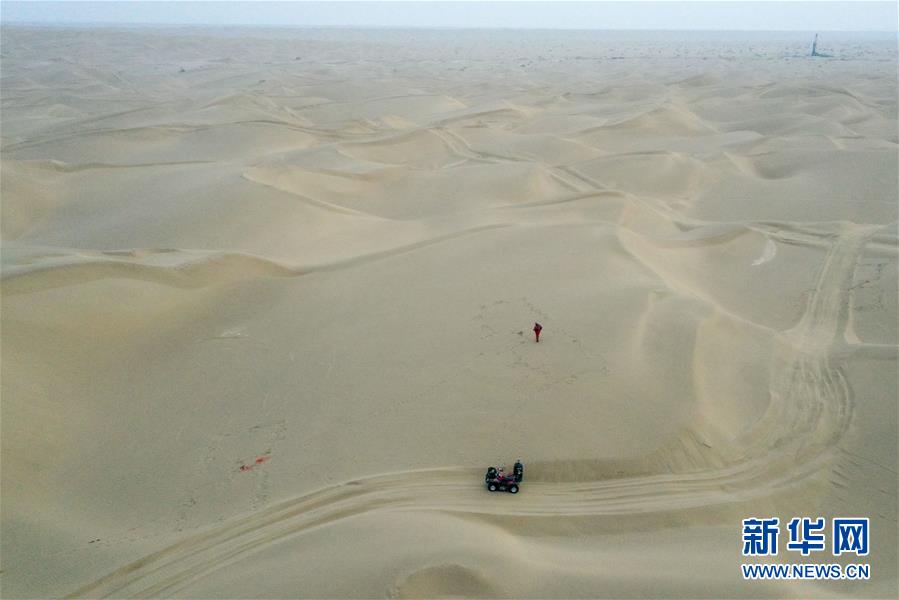 （新春走基層&middot;圖文互動）（1）大漠中，一頂帳篷守歲五年