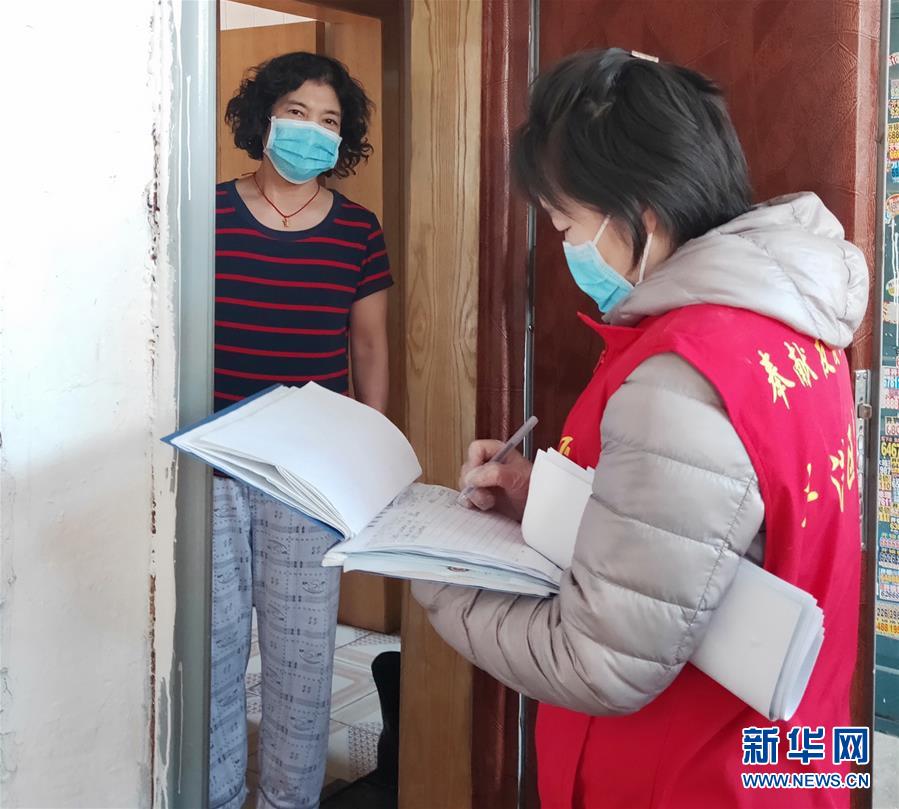 （聚焦疫情防控&middot;圖文互動）&ldquo;標兵舉黨旗，跟我一起上&rdquo;&mdash;&mdash;吉林&ldquo;小巷總理&rdquo;戰&ldquo;疫&rdquo;記