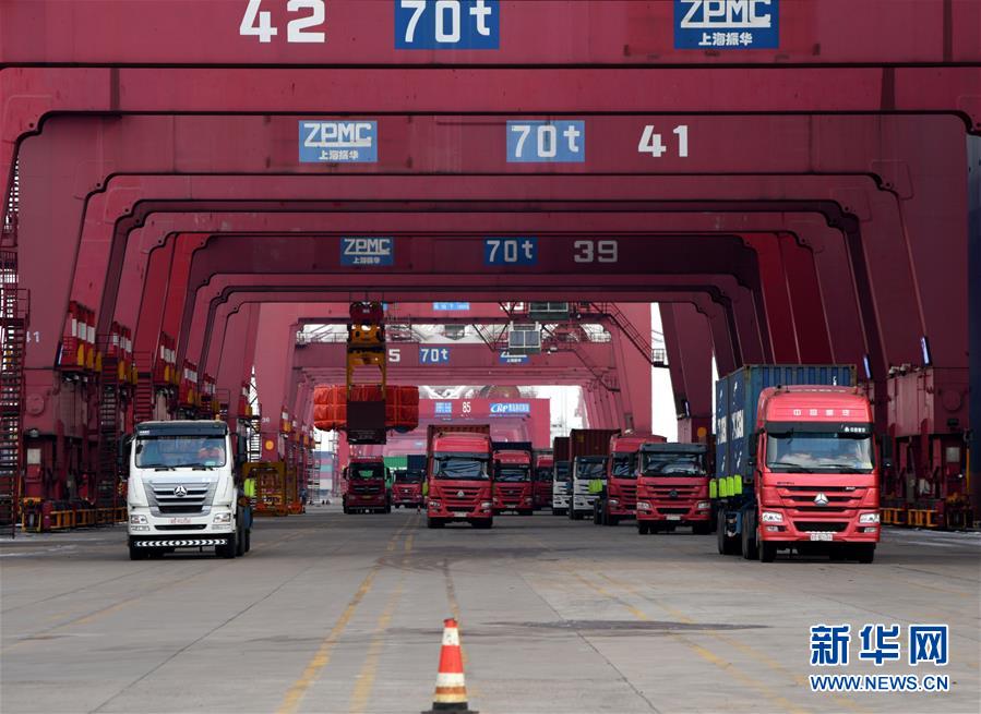 (圖文互動)(2)海港轉運不停歇 整體運能待釋放——沿海主要港口生產見聞